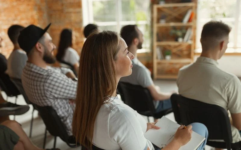 How Do Independent Contractors Fit into Sexual Harassment Training Rules?