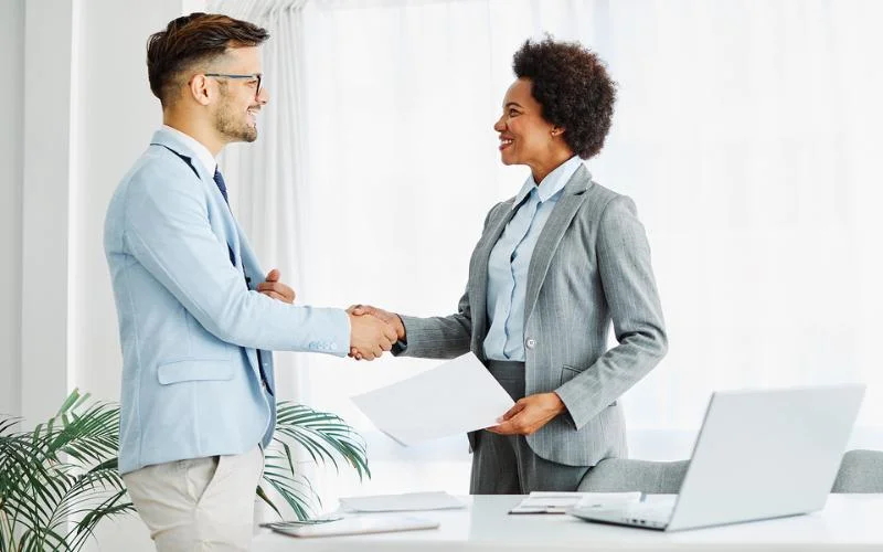 4 Ways an EOR Partnership Can Benefit Your Staffing Company
