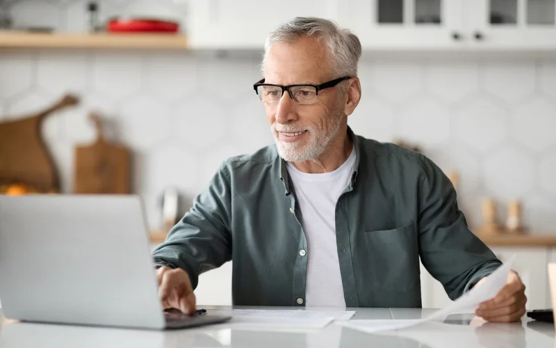 Que signifie la tendance à la retraite des baby-boomers pour les entreprises ?